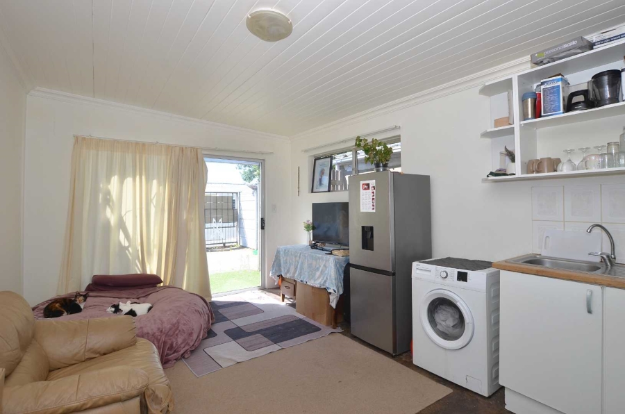 4 Bedroom Property for Sale in Bothasig Western Cape